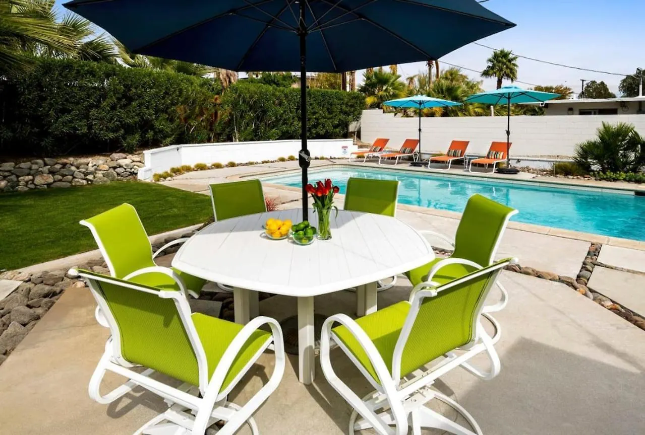 בית נופש פאלם ספרינגס House Of The Sun Mcm Home With Pool And Hot Tub ארצות הברית