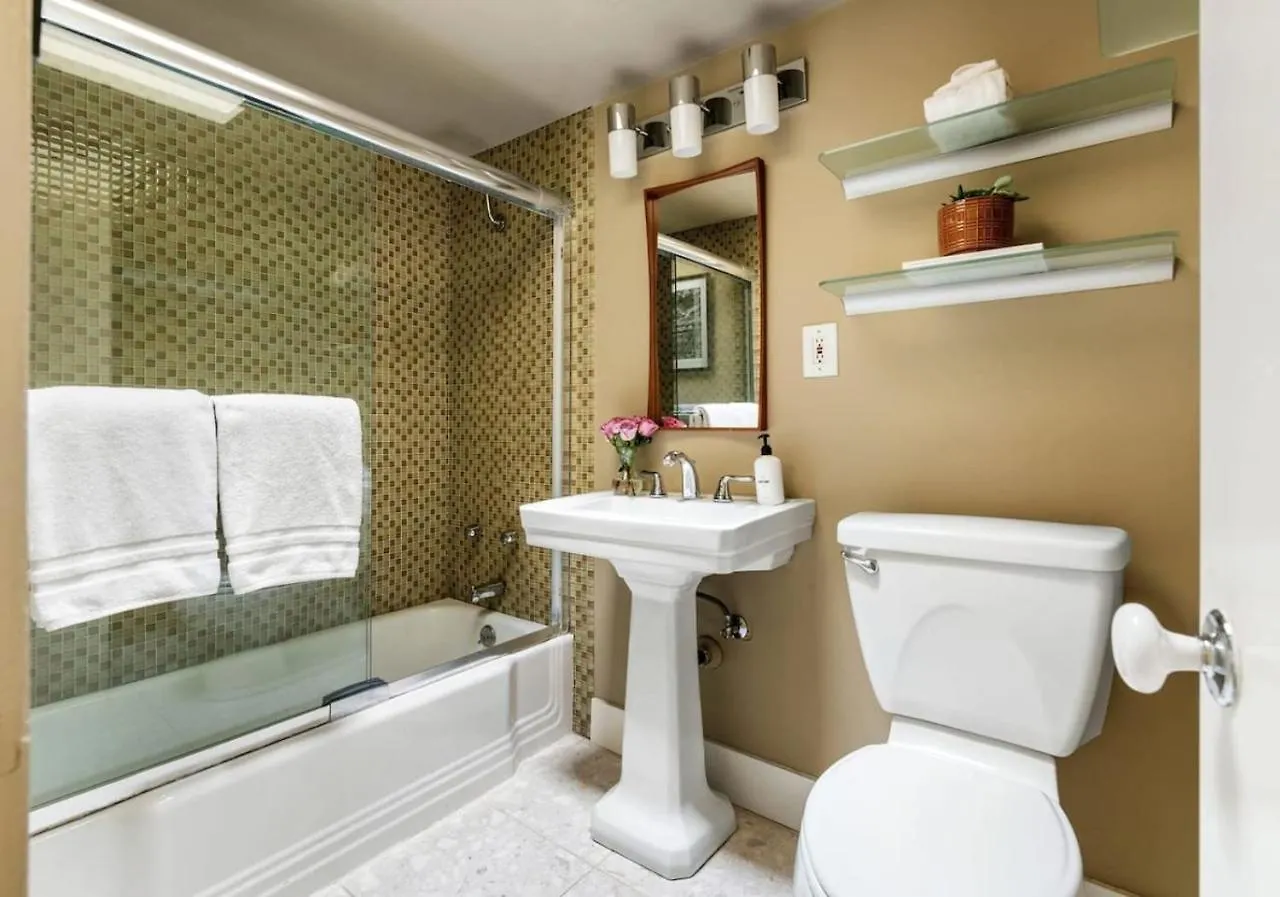 פאלם ספרינגס House Of The Sun Mcm Home With Pool And Hot Tub 0*, פאלם ספרינגס ארצות הברית